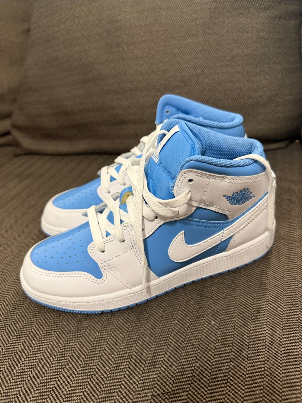 Jordan Kids Mid-Top Sneakers in White and Light Blue